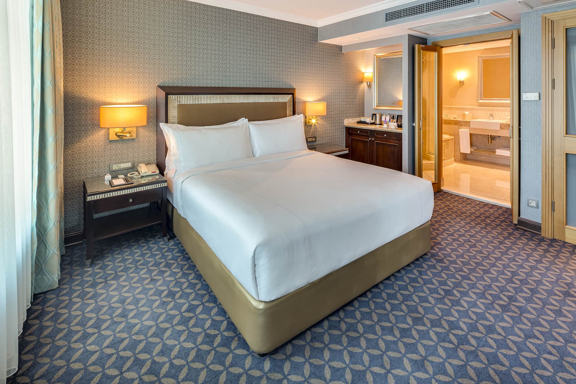 Divan Ankara Otel Business Suite