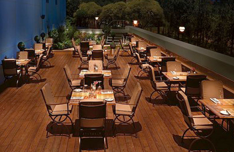 Divan İstanbul Asia Hotel Dining