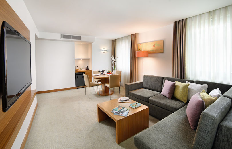 Divan İstanbul City Junior Suite