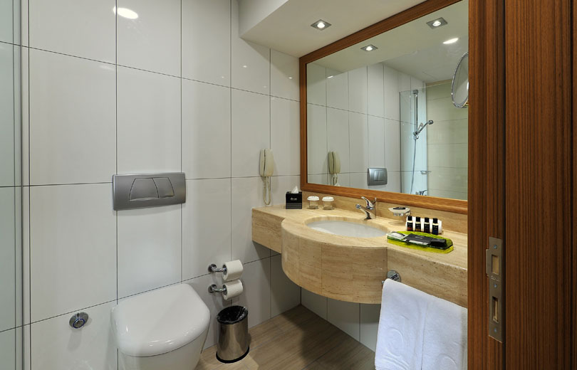 Divan İstanbul City Junior Suite