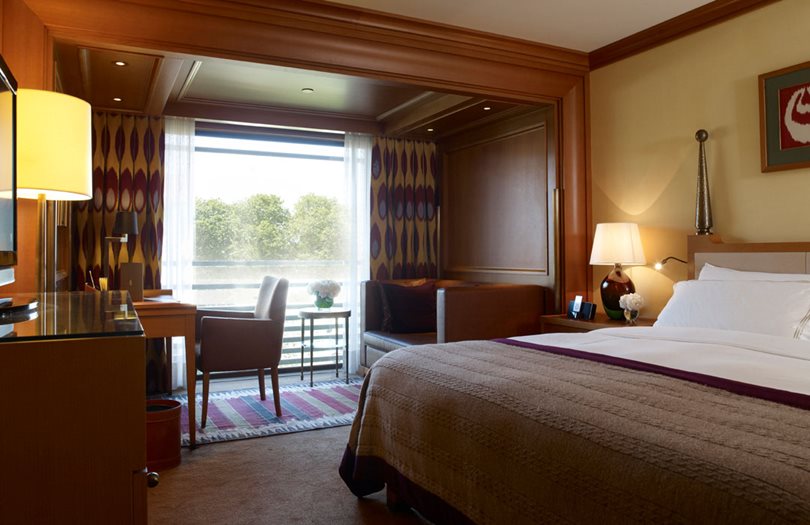 Divan İstanbul Otel Deluxe Oda