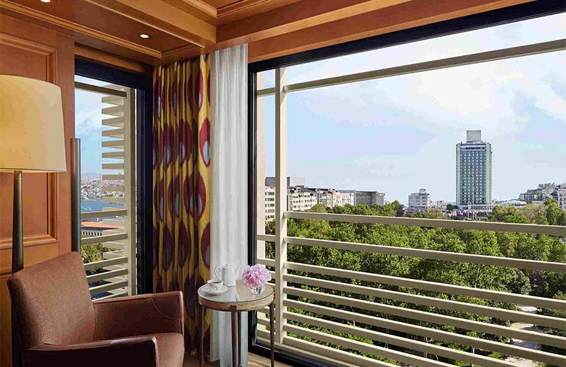Divan İstanbul Otel Konaklama