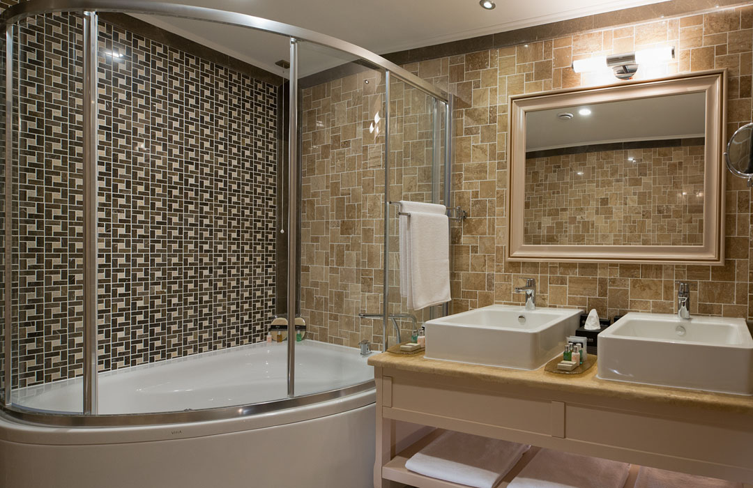 Divan Suite Batum Otel Konaklama